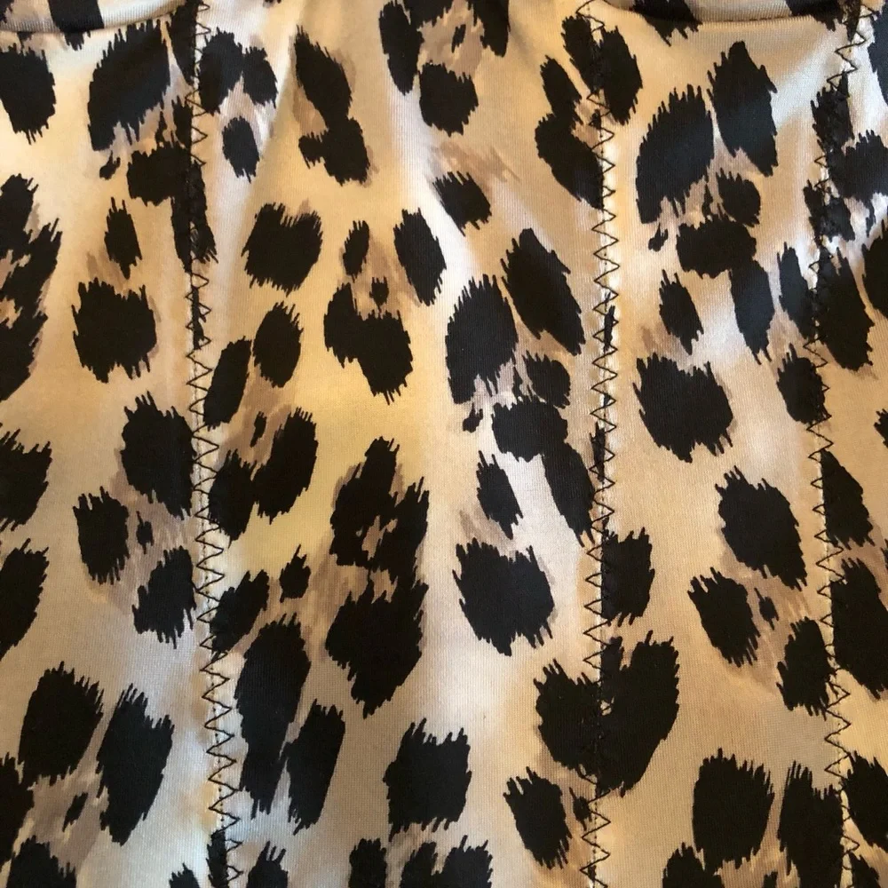 Leopard print satin smooth low back bustier. 

Excellent condition, no stains. - Picture 4 of 12